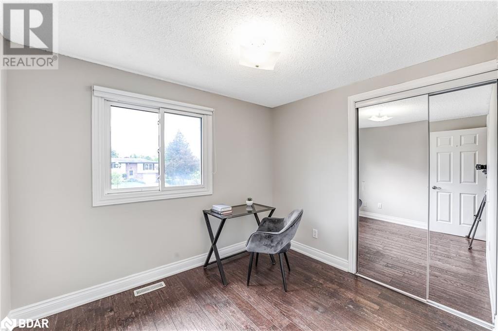 14 Chippawa Court, Barrie, Ontario  L4M 5N8 - Photo 25 - 40744626