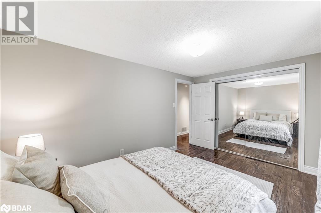 14 Chippawa Court, Barrie, Ontario  L4M 5N8 - Photo 29 - 40744626