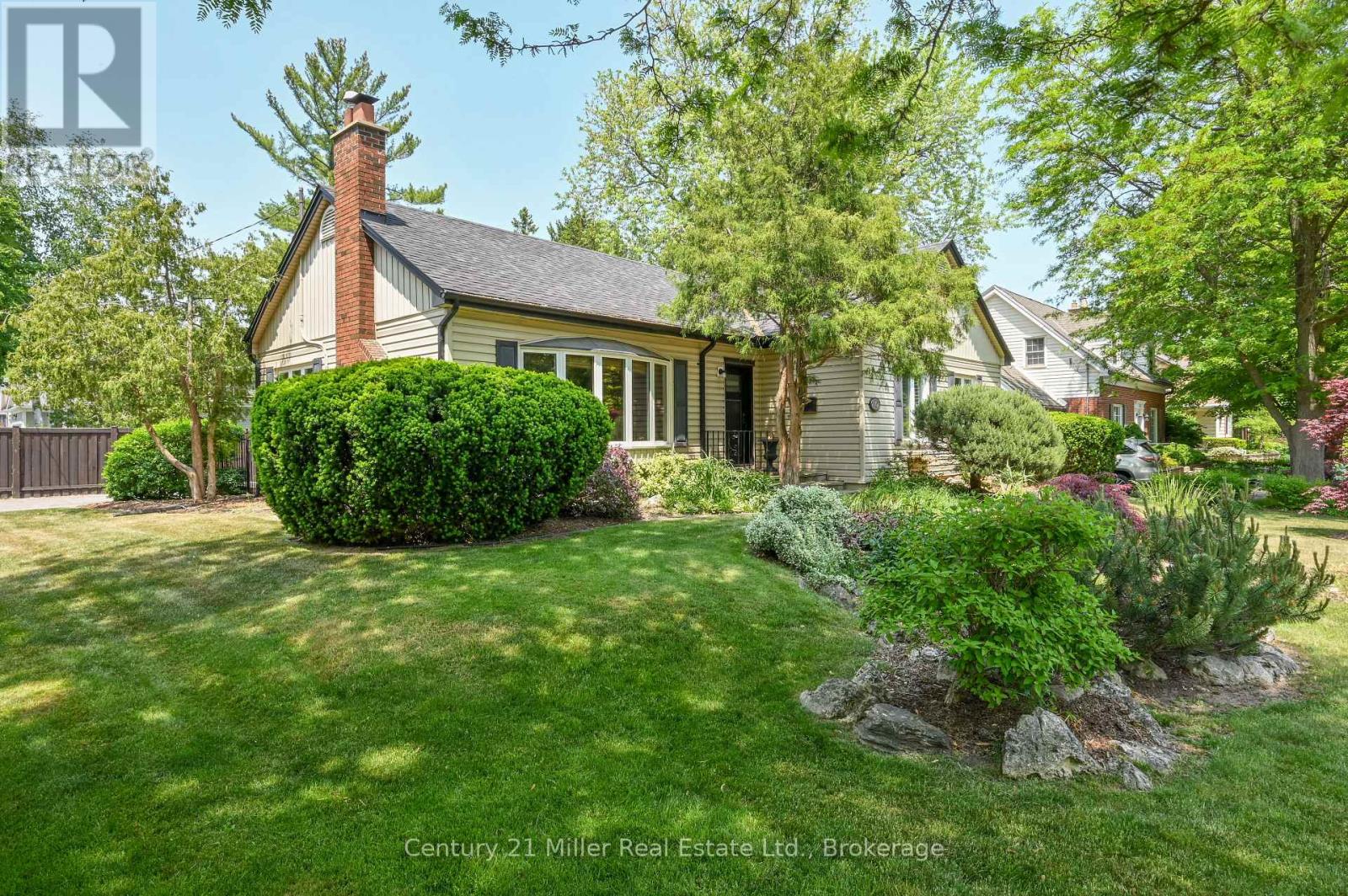 Property at 179 TOWNSEND AVENUE image 1