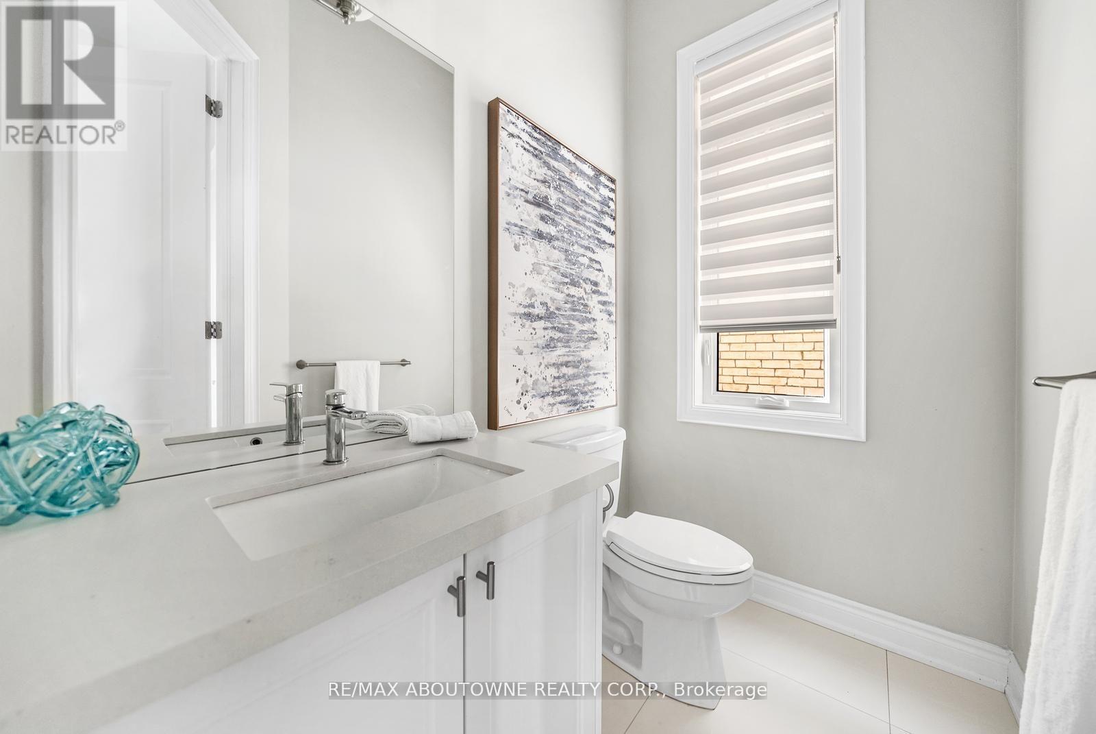 Property at 114 WATERVIEW COMMON image 4