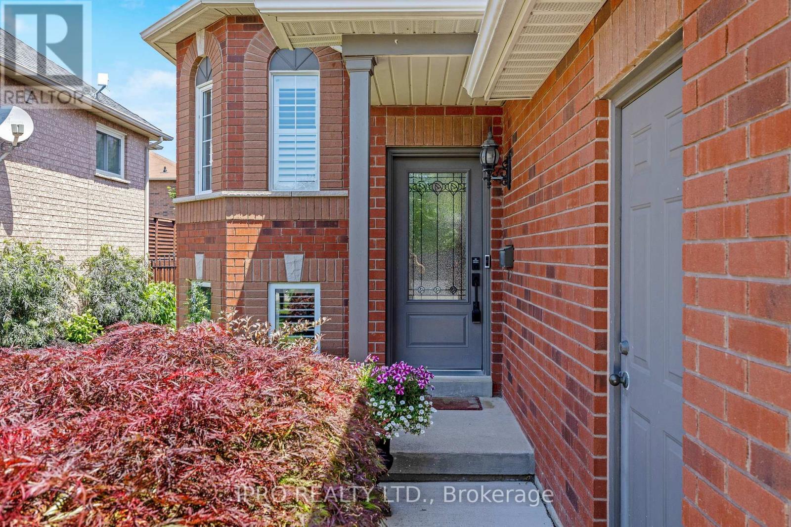 Property at 78 HARLEY AVENUE image 3