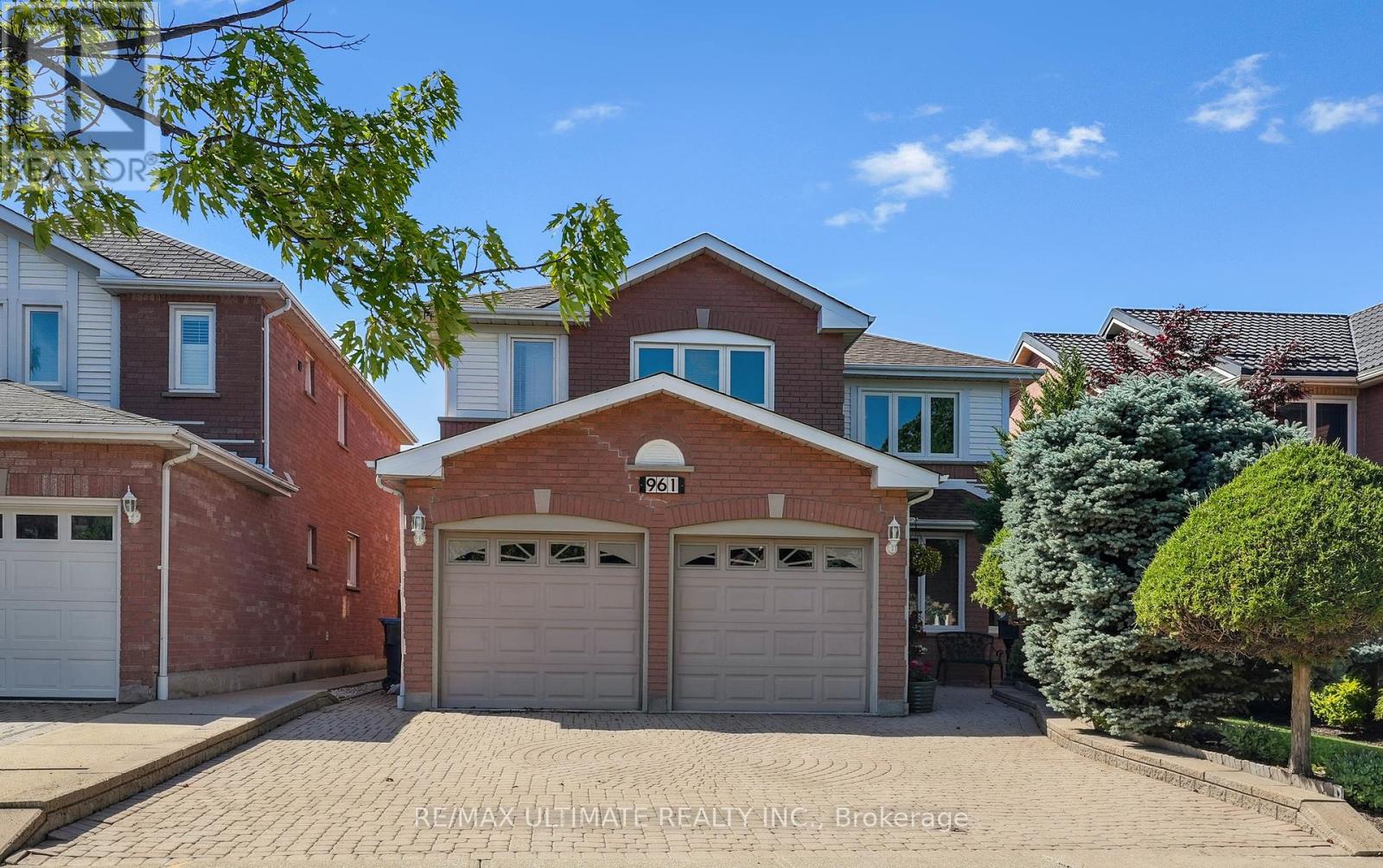 Property at 961 FOCAL ROAD image 1