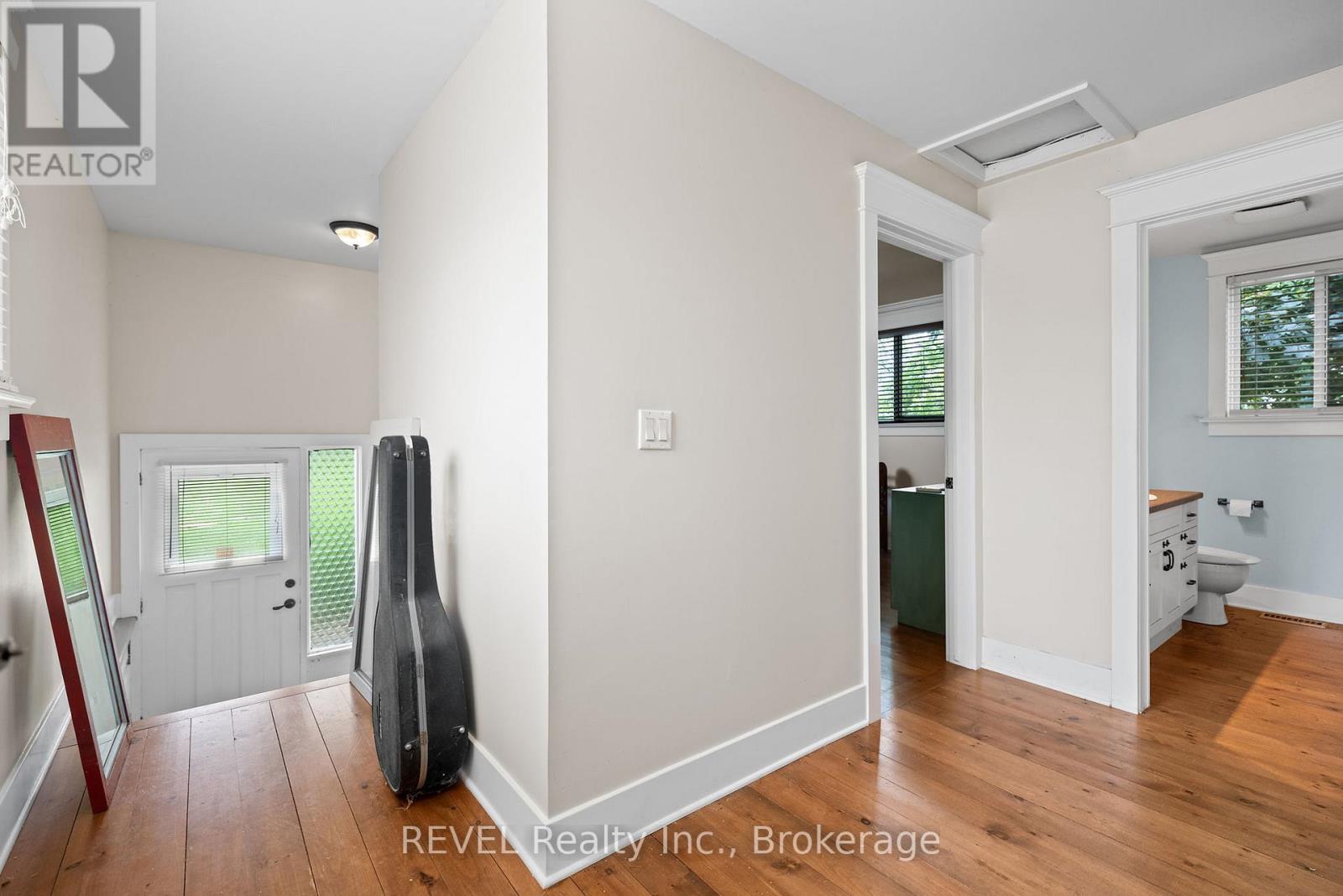 1031 Line 8 Road, Niagara-On-The-Lake, Ontario  L0S 1J0 - Photo 15 - X12241856