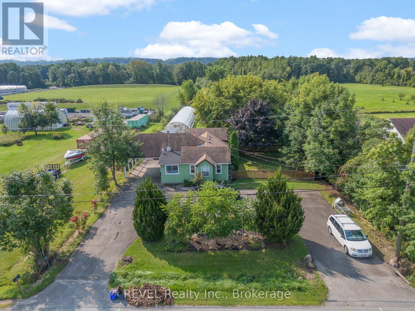 Property at 1031 LINE 8 ROAD image 2