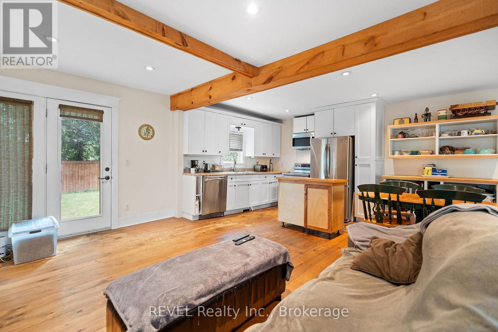 1031 Line 8 Road, Niagara-On-The-Lake, Ontario  L0S 1J0 - Photo 6 - X12241856