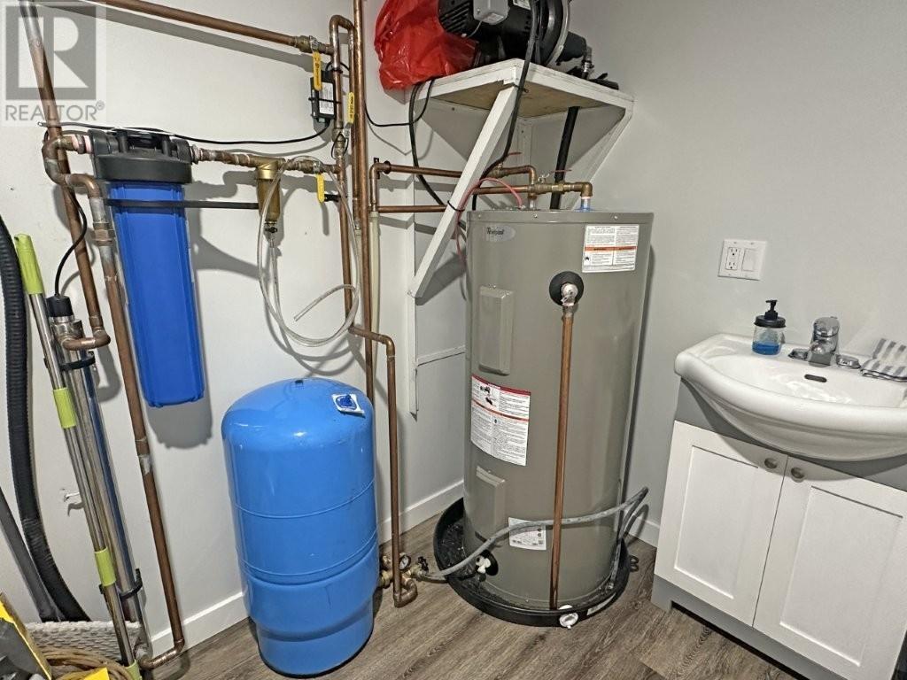 39 Hwy 625, Pamela Lake, Longlac, Ontario  P0T 2A0 - Photo 22 - TB251822