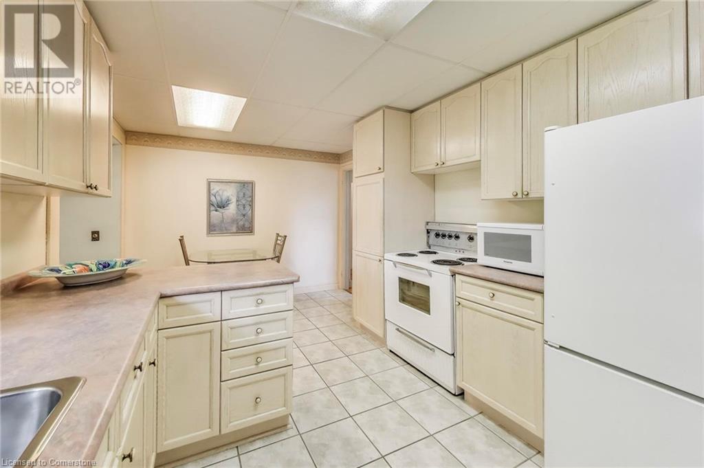 9 Avalon Avenue, Stoney Creek, Ontario  L8G 1X4 - Photo 11 - 40738005