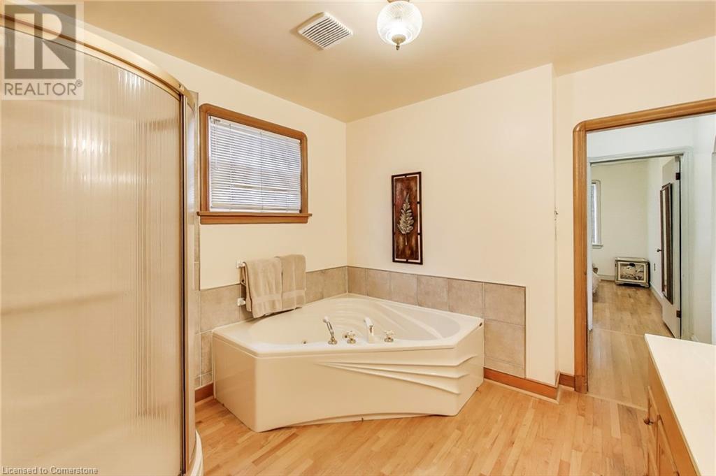 9 Avalon Avenue, Stoney Creek, Ontario  L8G 1X4 - Photo 18 - 40738005