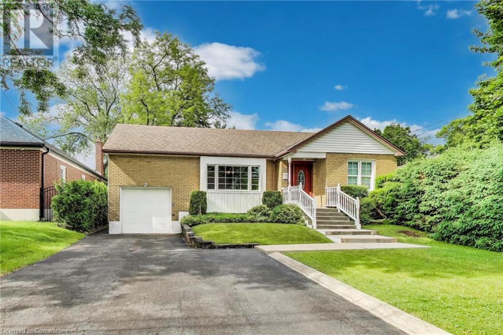 Property at 9 AVALON Avenue image 3