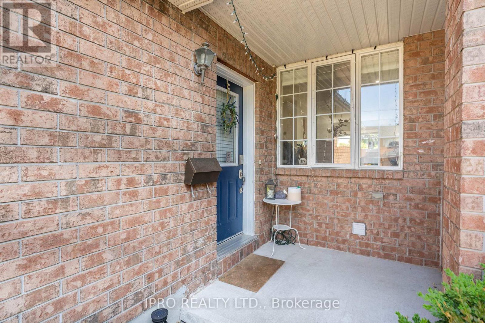 Property at 51 MULLCRAFT CRESCENT image 3