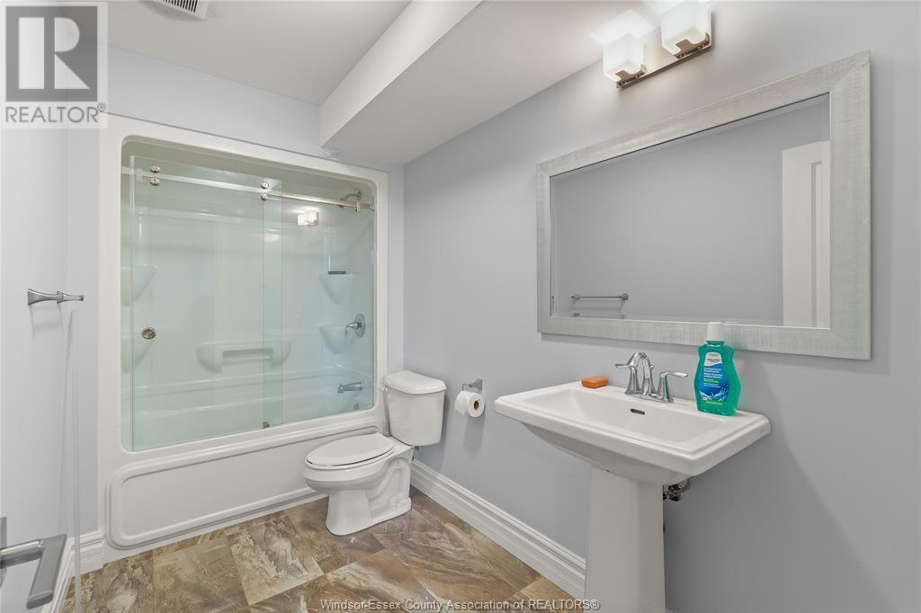 934 Chateau Avenue, Windsor, Ontario  N8P 0E6 - Photo 28 - 25015926