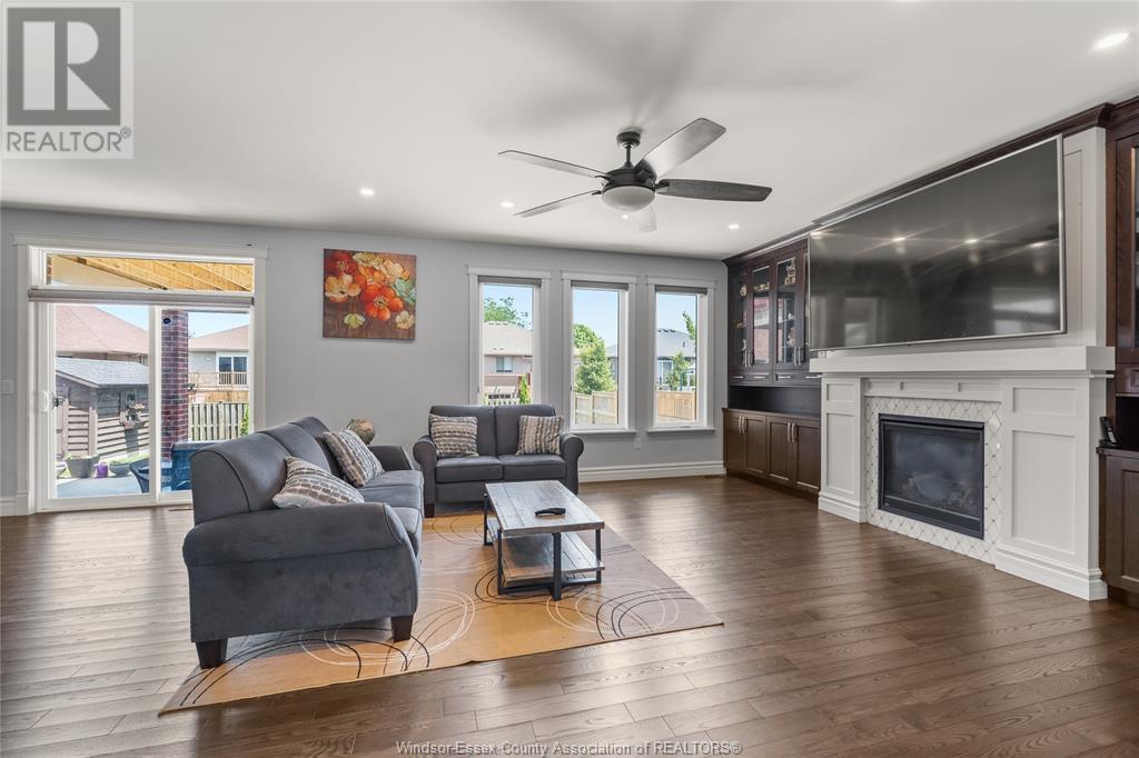 934 Chateau Avenue, Windsor, Ontario  N8P 0E6 - Photo 7 - 25015926