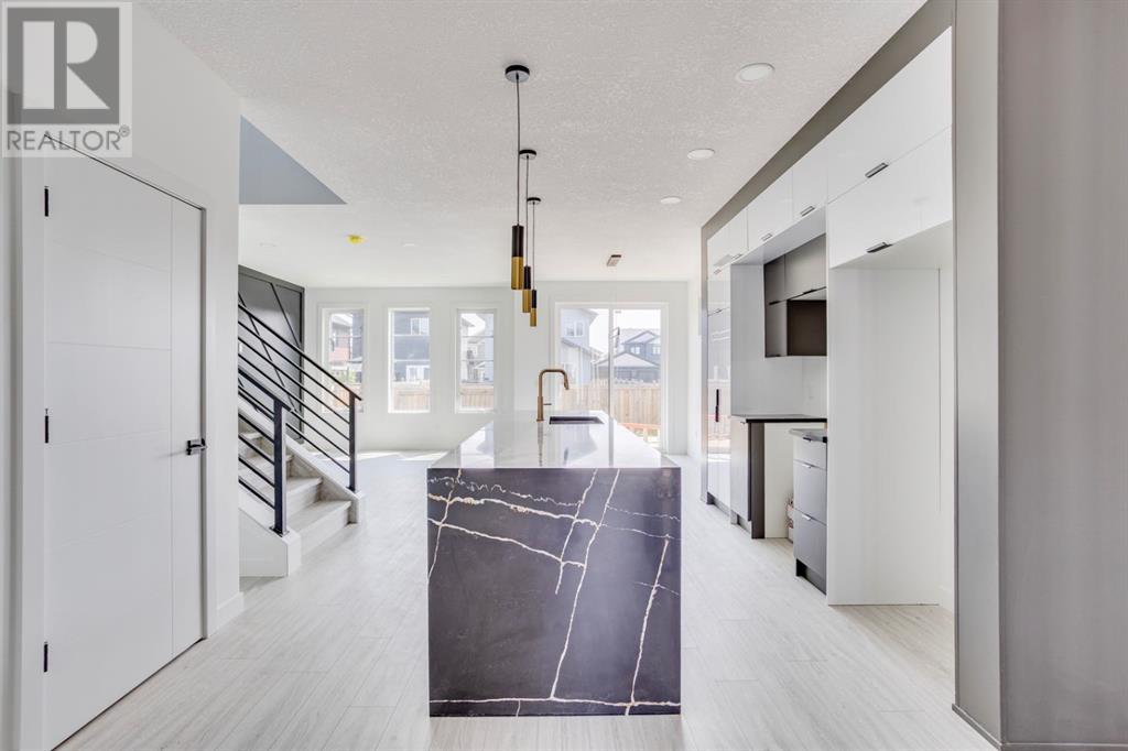 Property at 105 Auger Court image 4