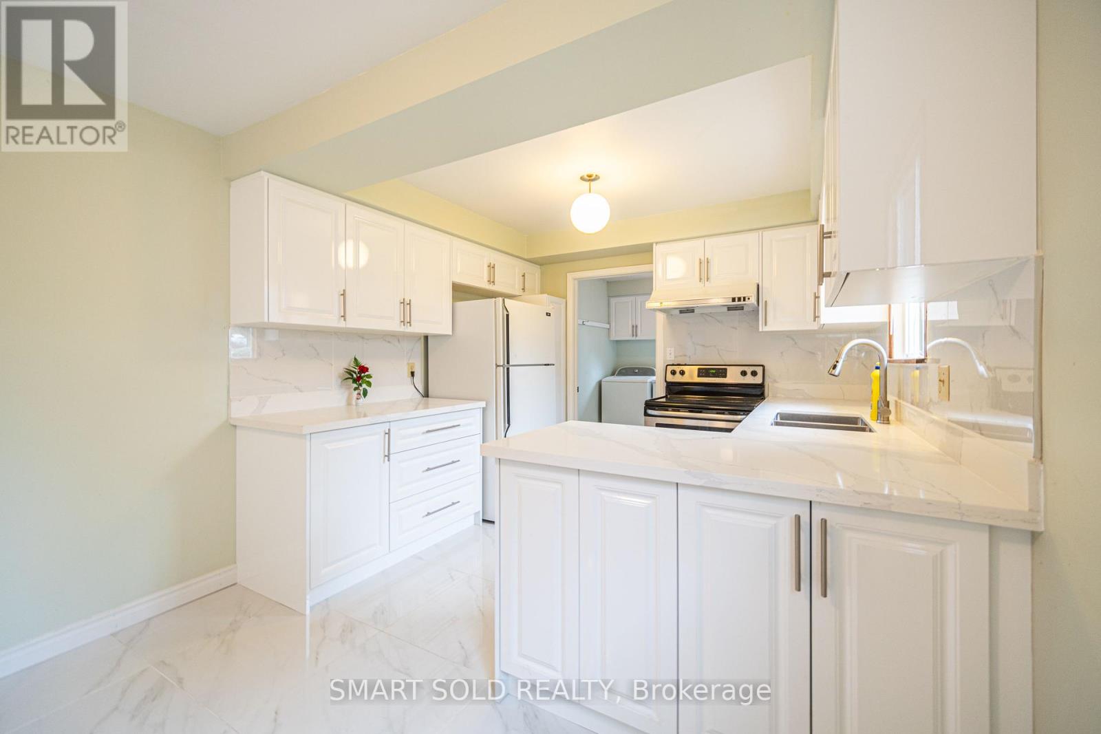 217 Waverly Street N, Oshawa, Ontario  L1J 7C7 - Photo 10 - E12239521