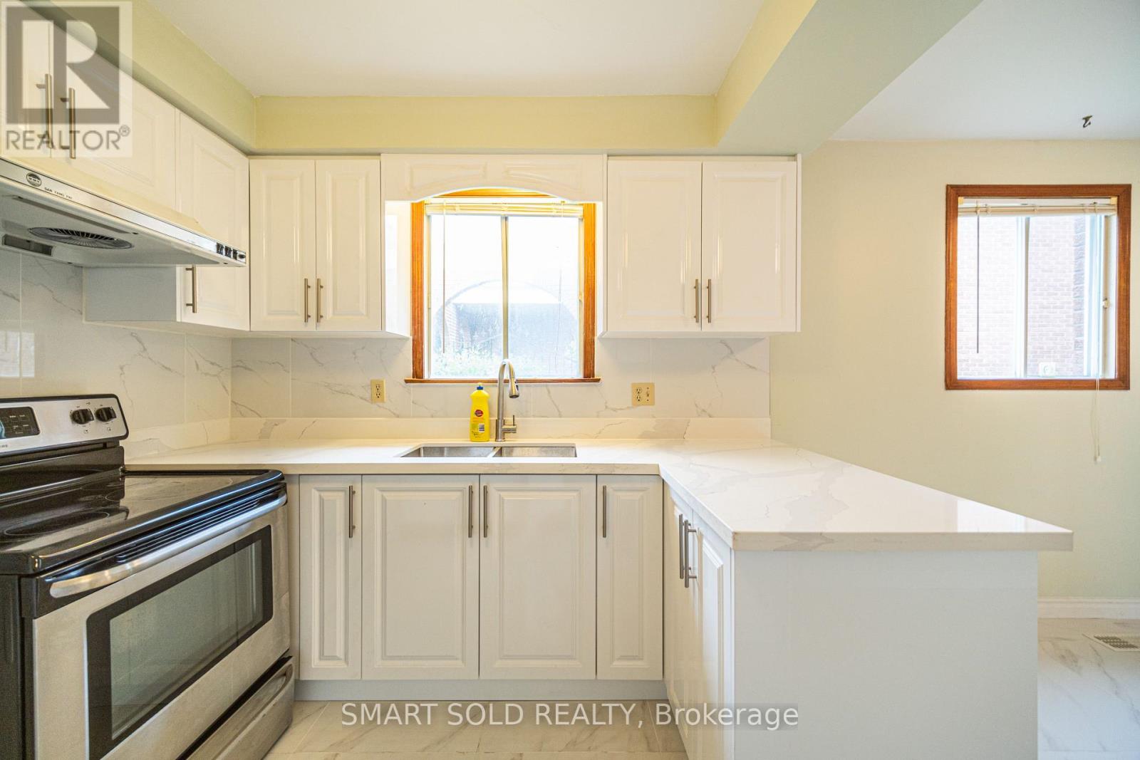 217 Waverly Street N, Oshawa, Ontario  L1J 7C7 - Photo 14 - E12239521