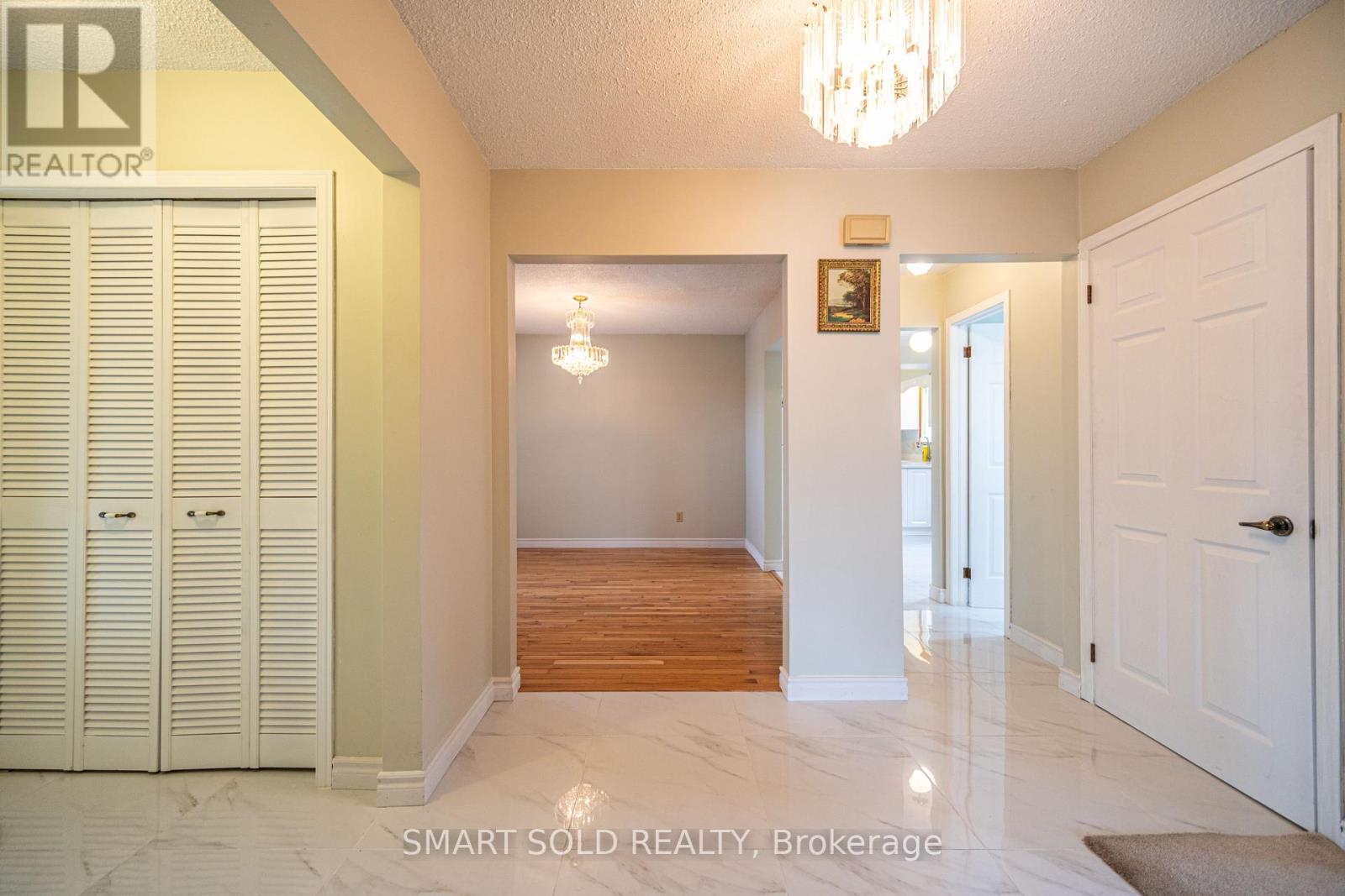 217 Waverly Street N, Oshawa, Ontario  L1J 7C7 - Photo 7 - E12239521