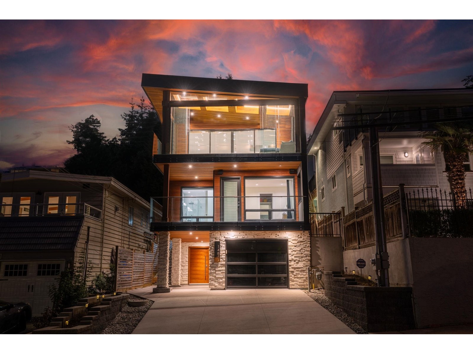 Property at 14857 BUENA VISTA AVENUE image 1