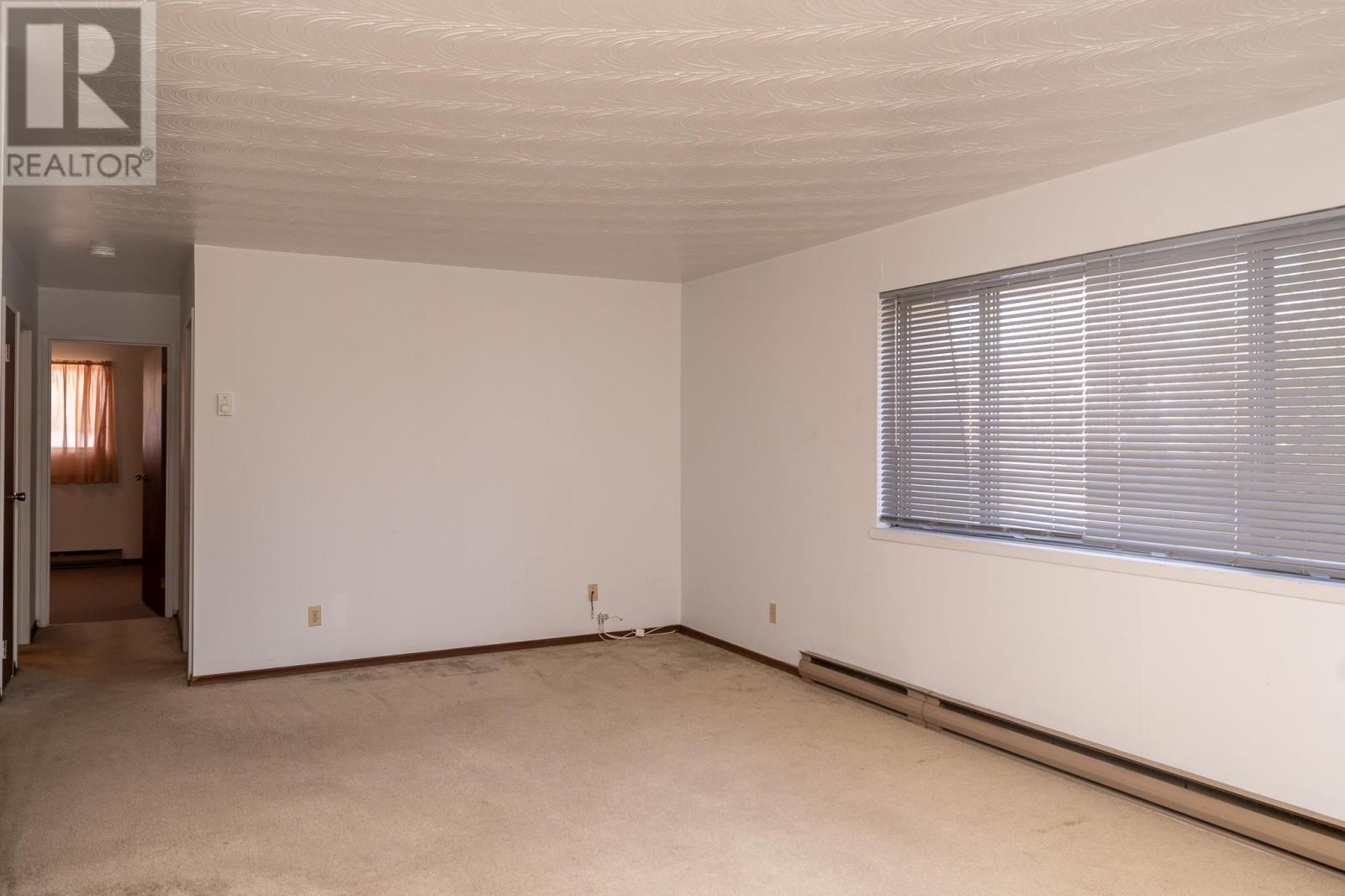 980 Wellington St, Sault Ste Marie, Ontario  P6A 2N5 - Photo 9 - SM251652