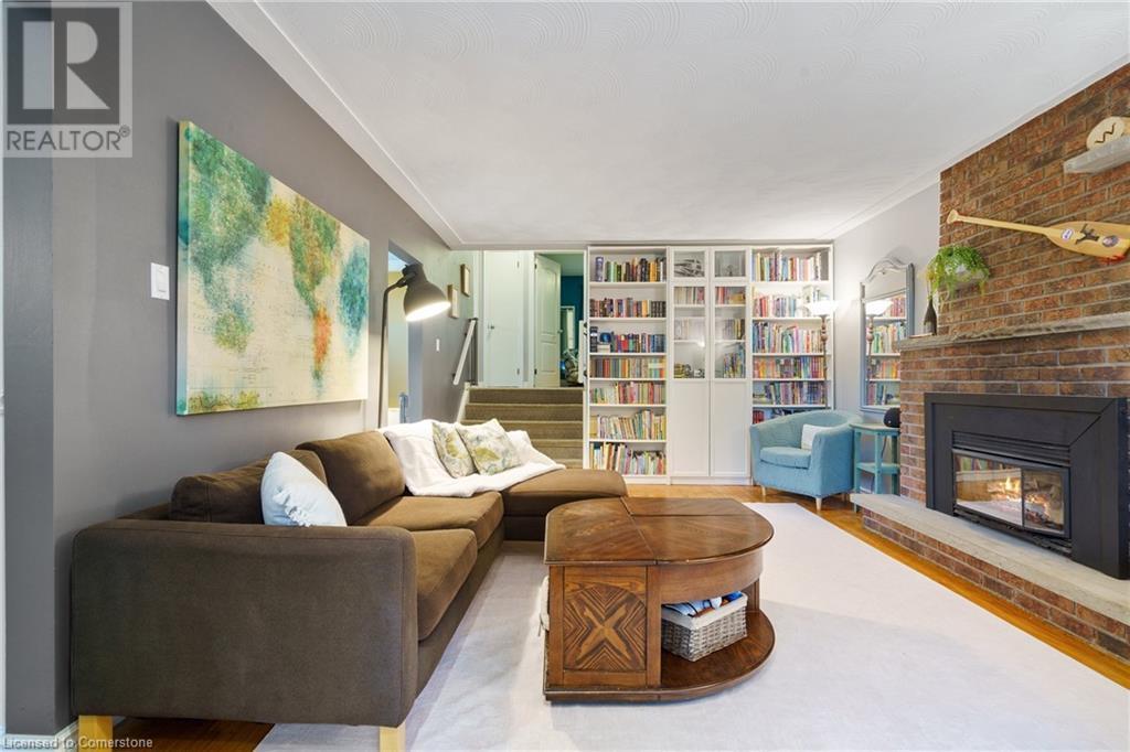 Property at 82 SKYLINE Drive image 4