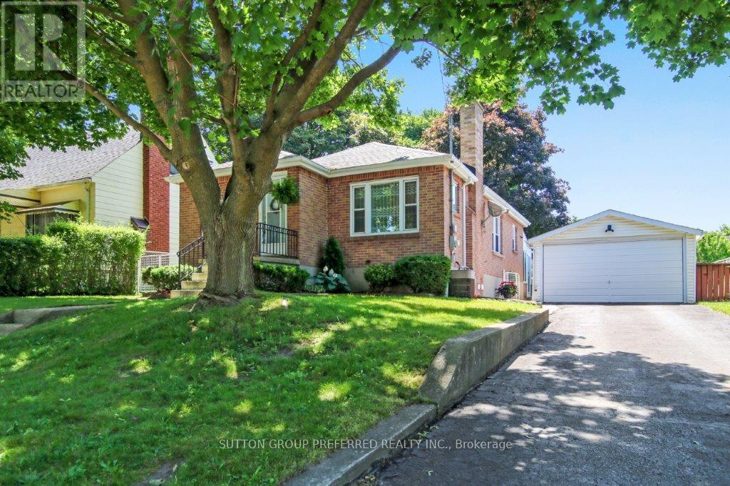 Property at 695 ECCLESTONE STREET image 1