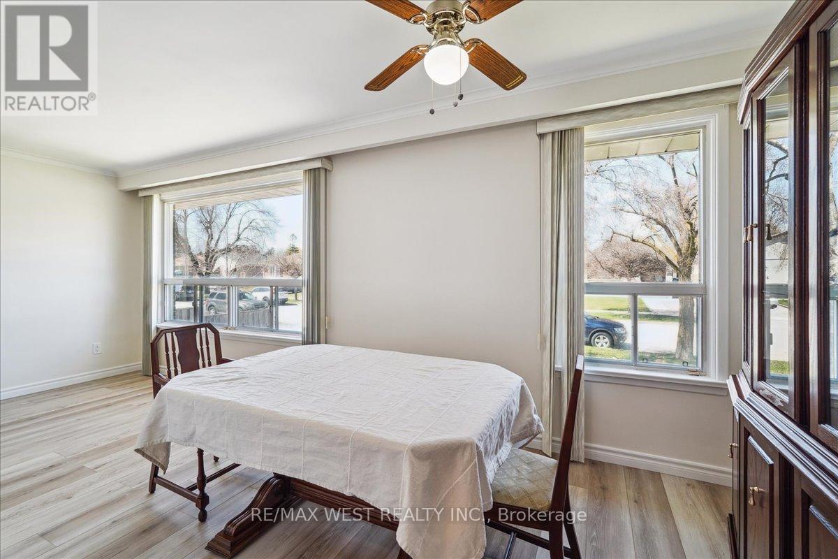 Property at 188 THISTLE DOWN BOULEVARD image 4