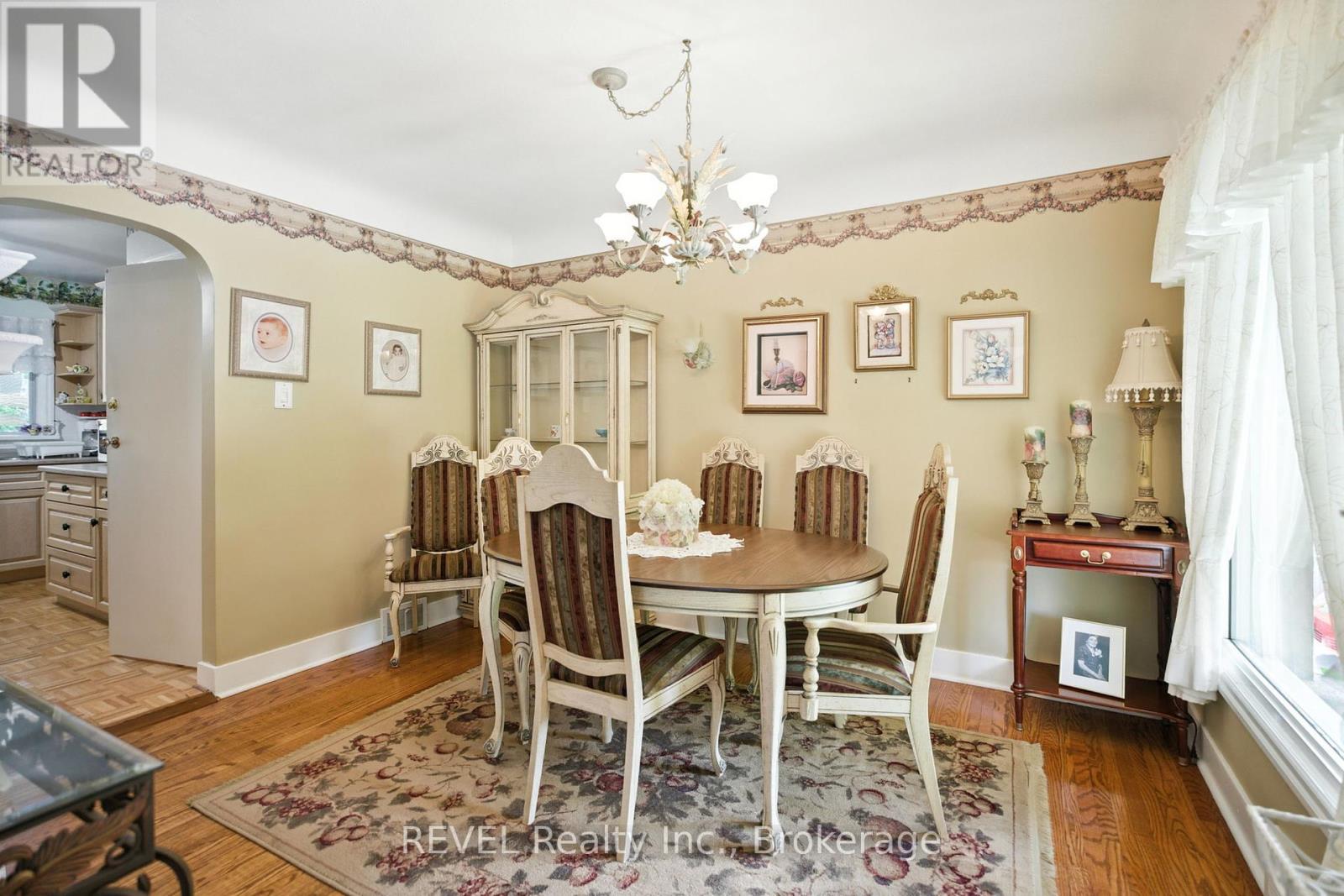 147 Village Road, St. Catharines, Ontario  L2T 3C4 - Photo 15 - X12241953