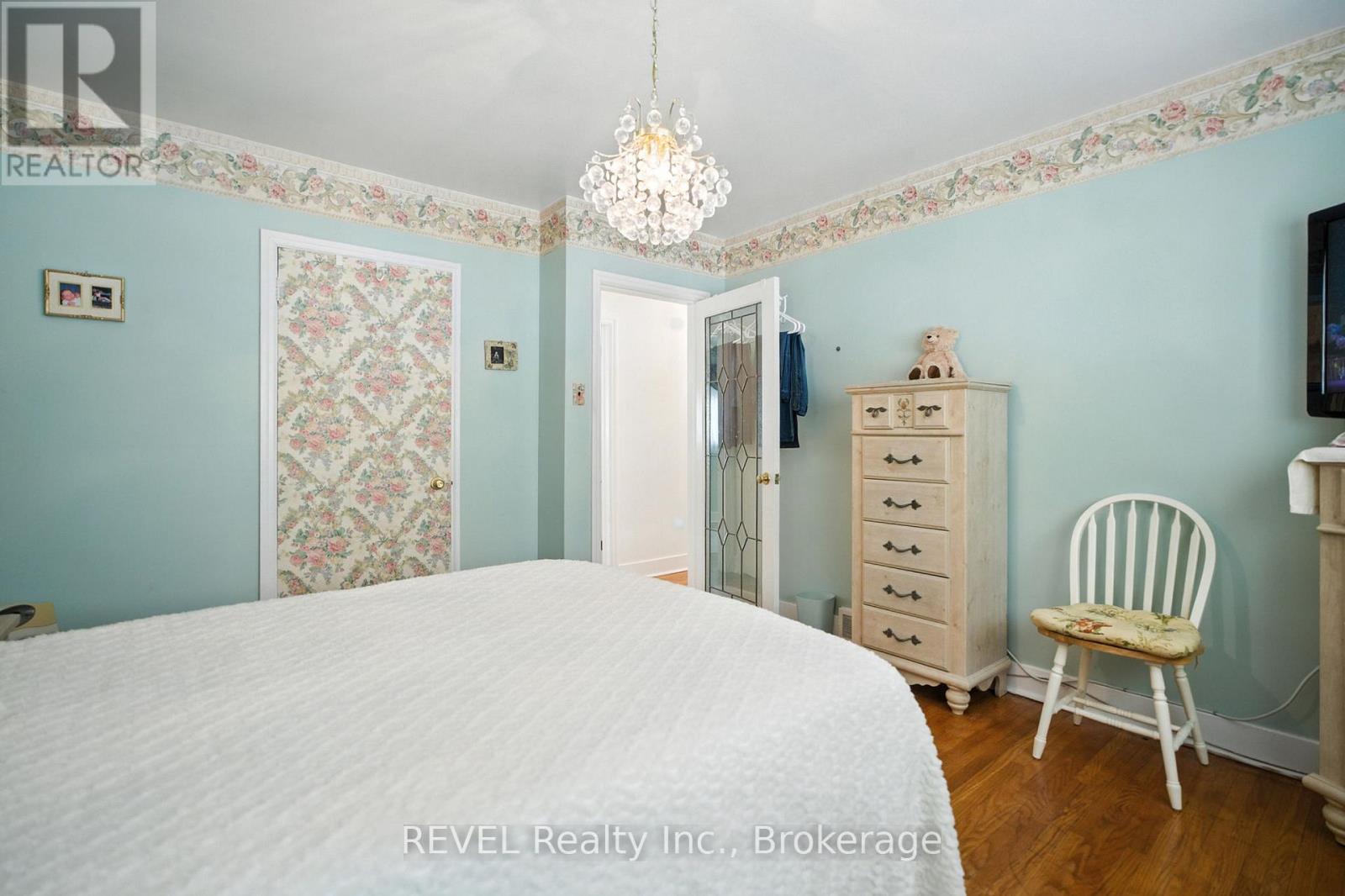 147 Village Road, St. Catharines, Ontario  L2T 3C4 - Photo 17 - X12241953