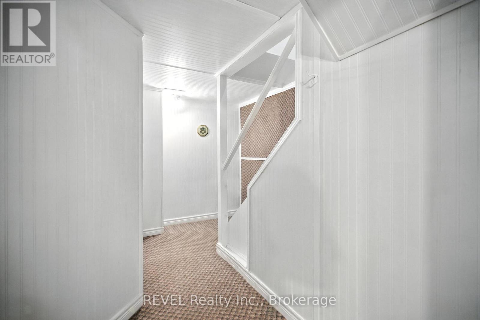 147 Village Road, St. Catharines, Ontario  L2T 3C4 - Photo 31 - X12241953