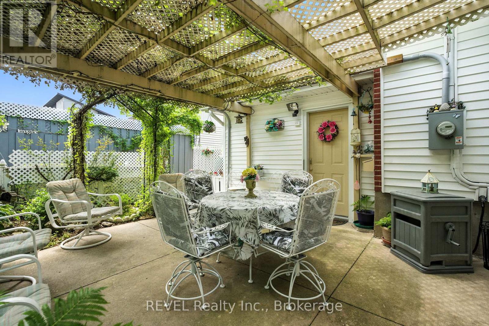 147 Village Road, St. Catharines, Ontario  L2T 3C4 - Photo 34 - X12241953