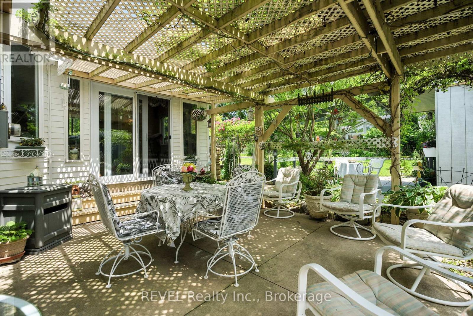147 Village Road, St. Catharines, Ontario  L2T 3C4 - Photo 36 - X12241953