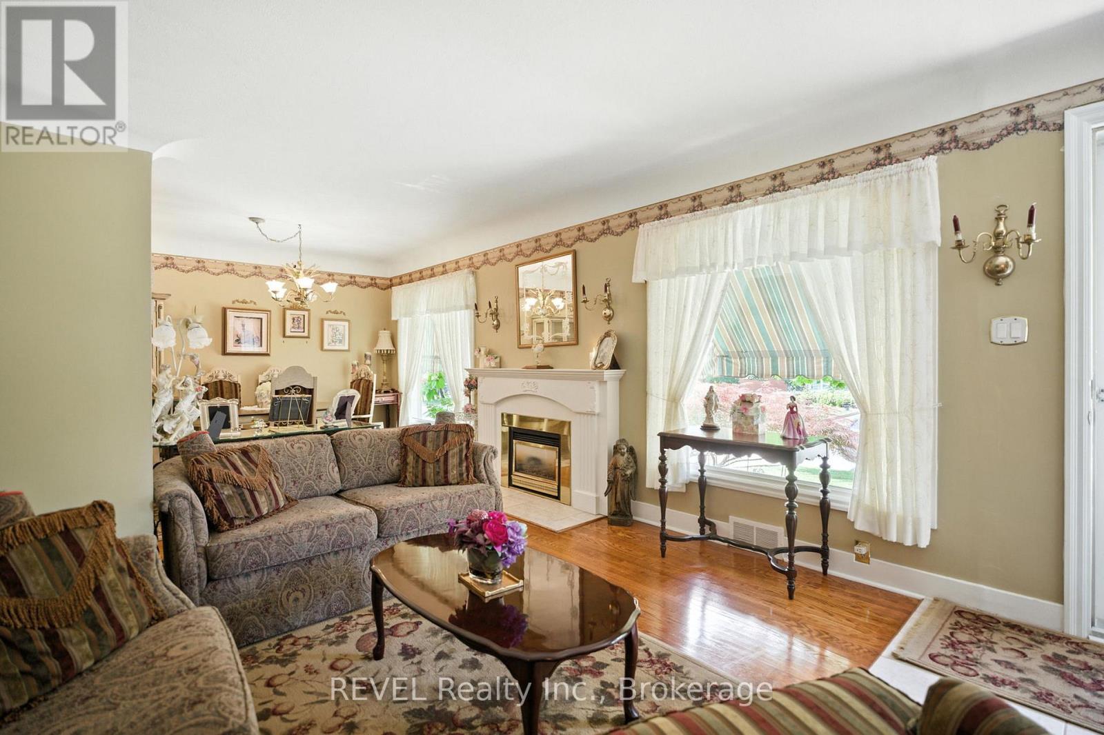 147 Village Road, St. Catharines, Ontario  L2T 3C4 - Photo 8 - X12241953