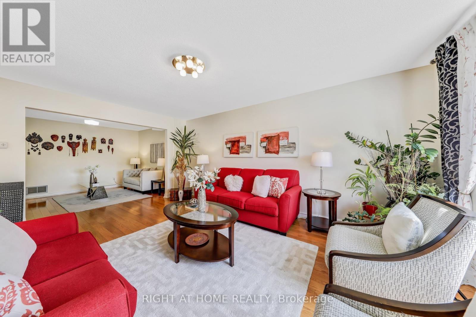 Property at 157 DOLLERY COURT image 4