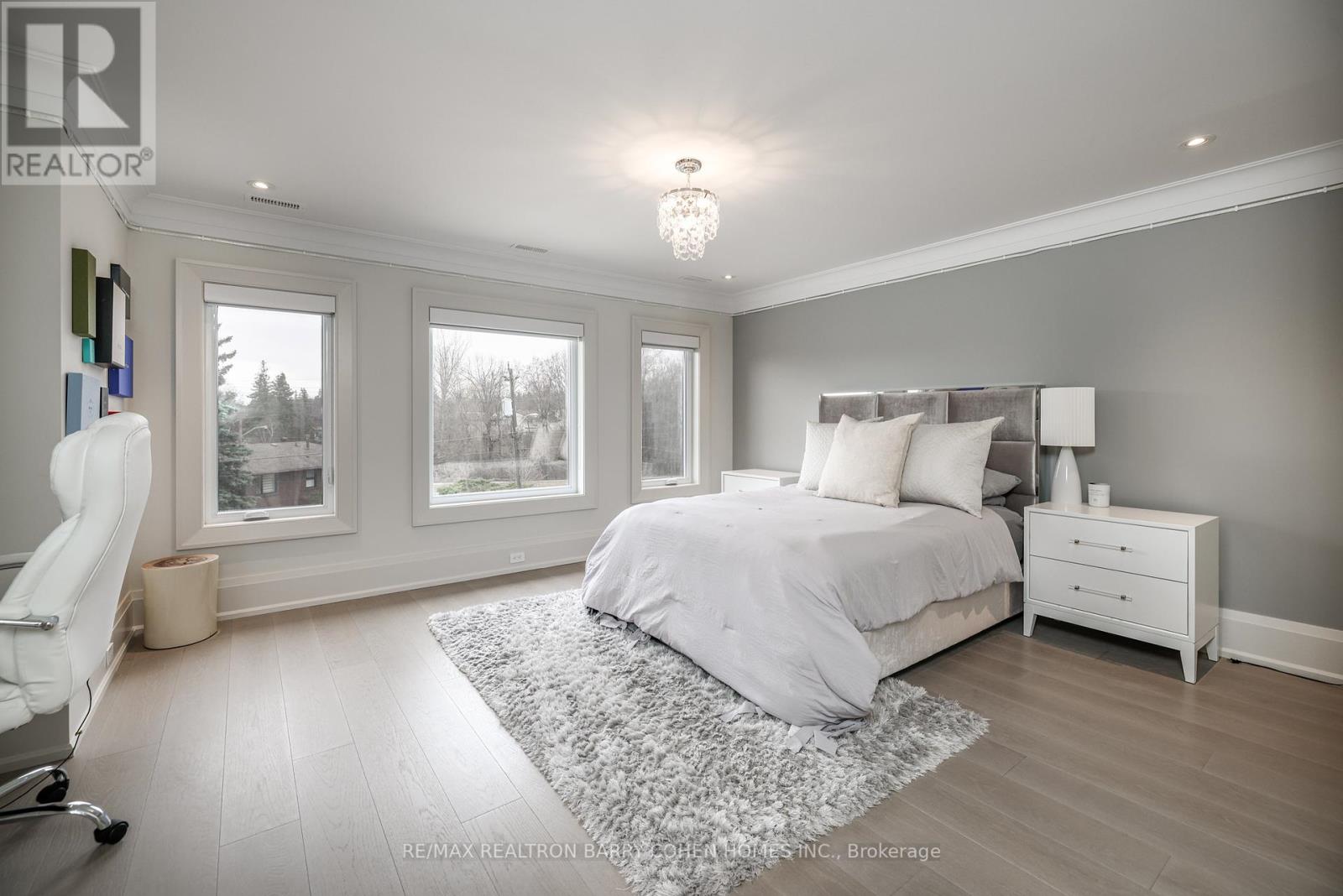 6 Stubbs Drive, Toronto, Ontario  M2L 2R1 - Photo 22 - C12241915