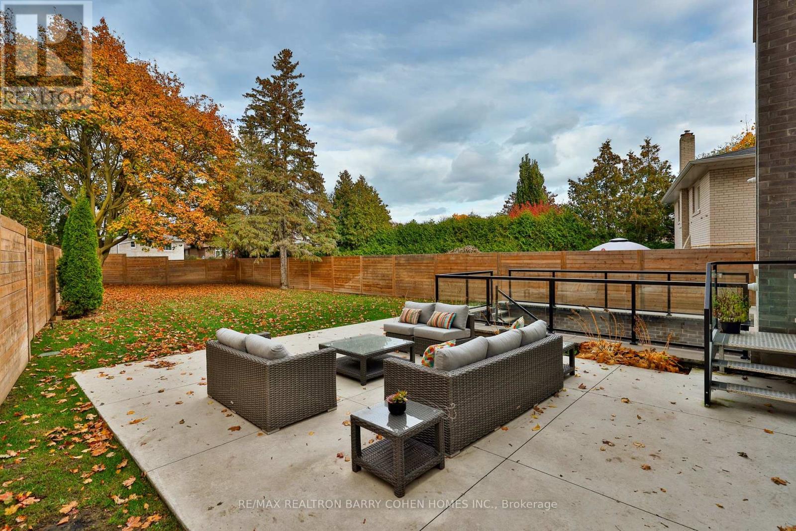 6 Stubbs Drive, Toronto, Ontario  M2L 2R1 - Photo 35 - C12241915