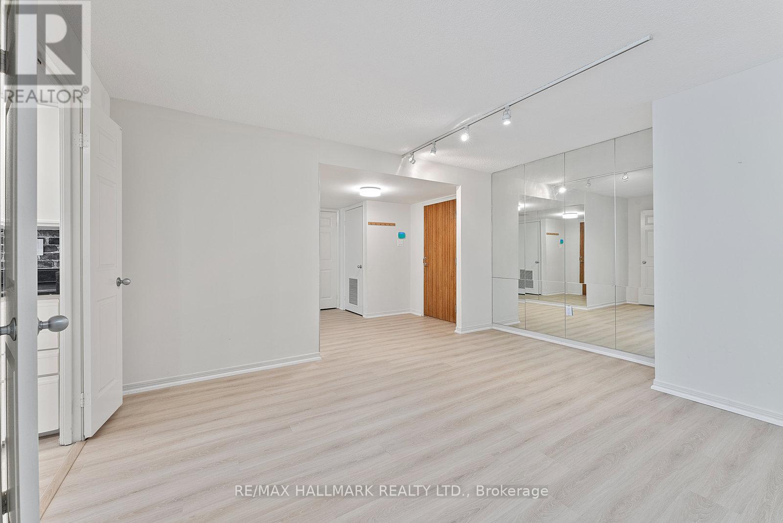 1107 - 360 Bloor Street E, Toronto, Ontario  M4W 3M3 - Photo 11 - C12241939