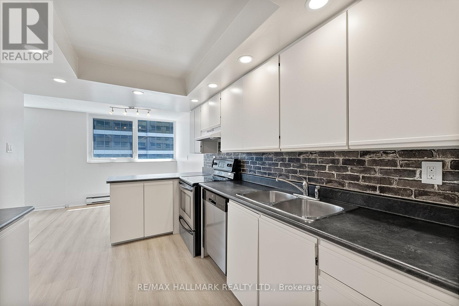 1107 - 360 Bloor Street E, Toronto, Ontario  M4W 3M3 - Photo 21 - C12241939