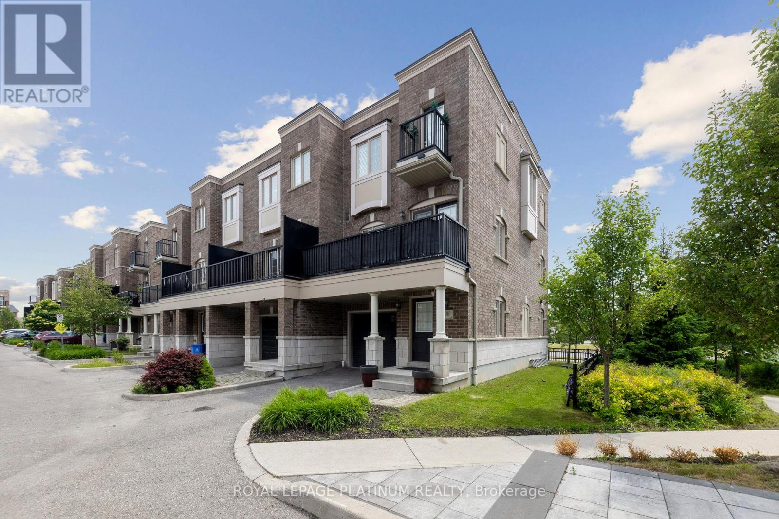 Property at 98 FERRIS SQUARE image 1