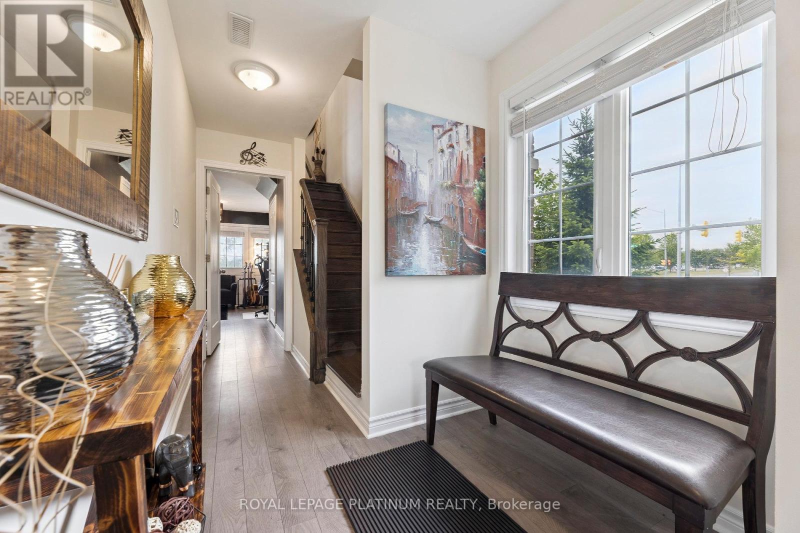 Property at 98 FERRIS SQUARE image 4