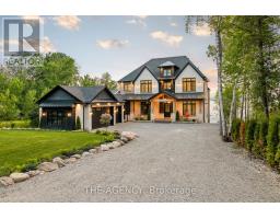 462 SILVER BIRCH DRIVE