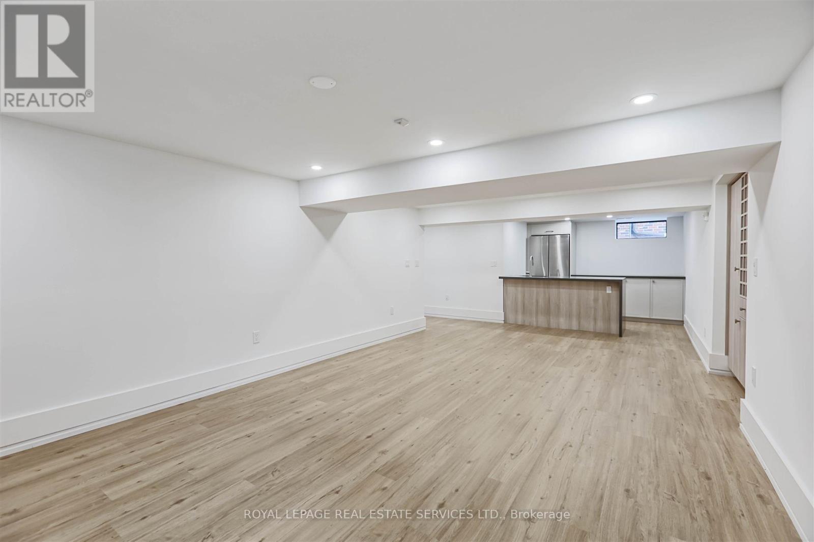 324 Riverside Drive, Toronto, Ontario  M6S 4B2 - Photo 39 - W12241880