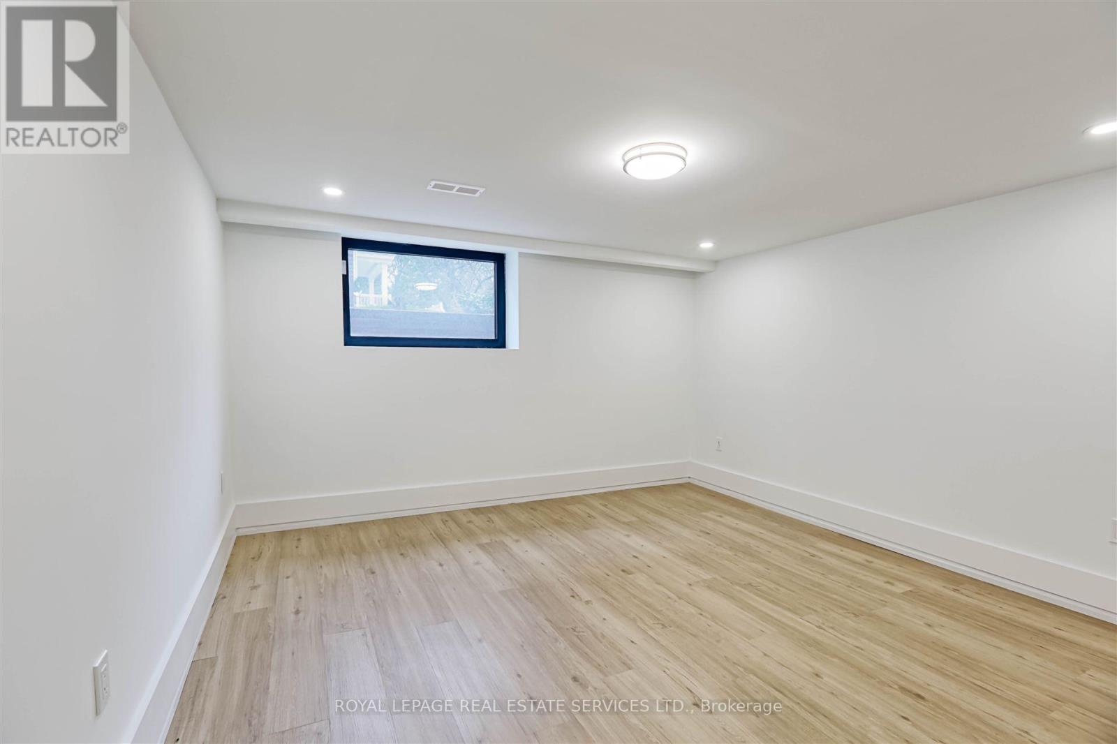 324 Riverside Drive, Toronto, Ontario  M6S 4B2 - Photo 41 - W12241880