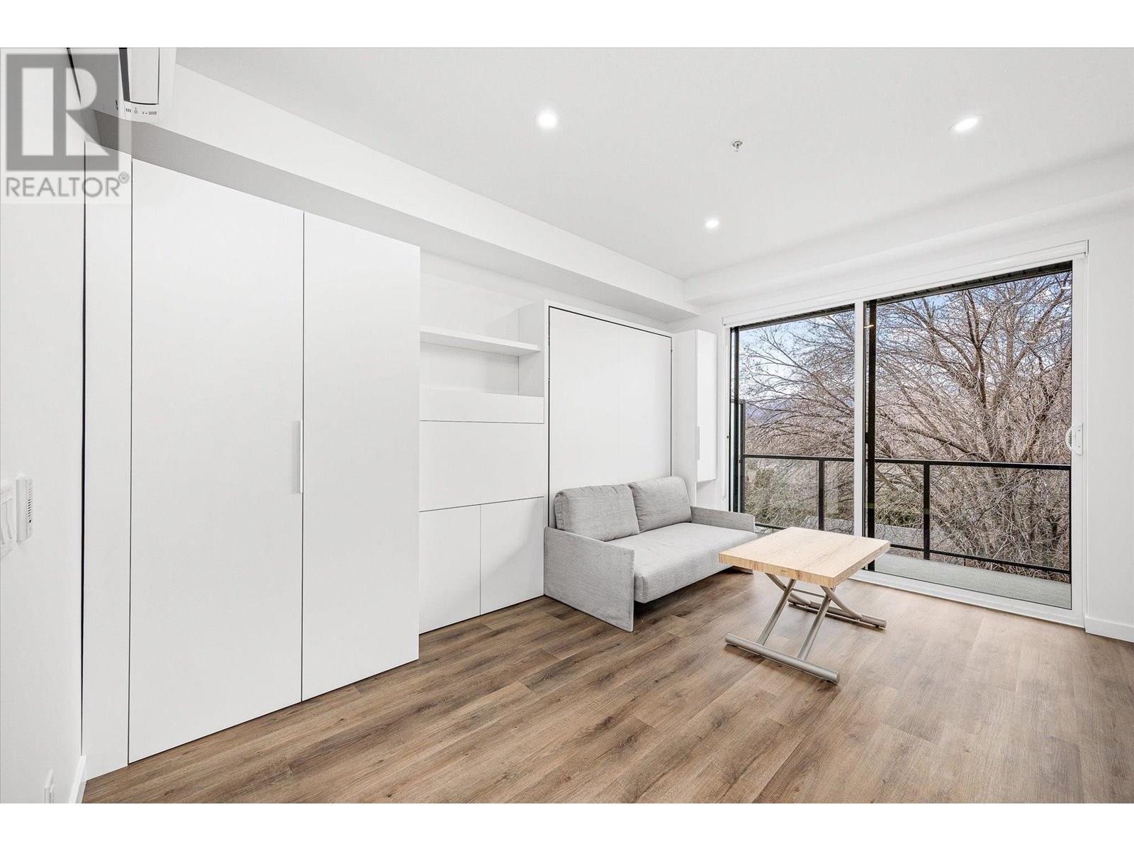 Property at 1274 Devonshire Avenue Unit# 307 Lot# 32 image 3