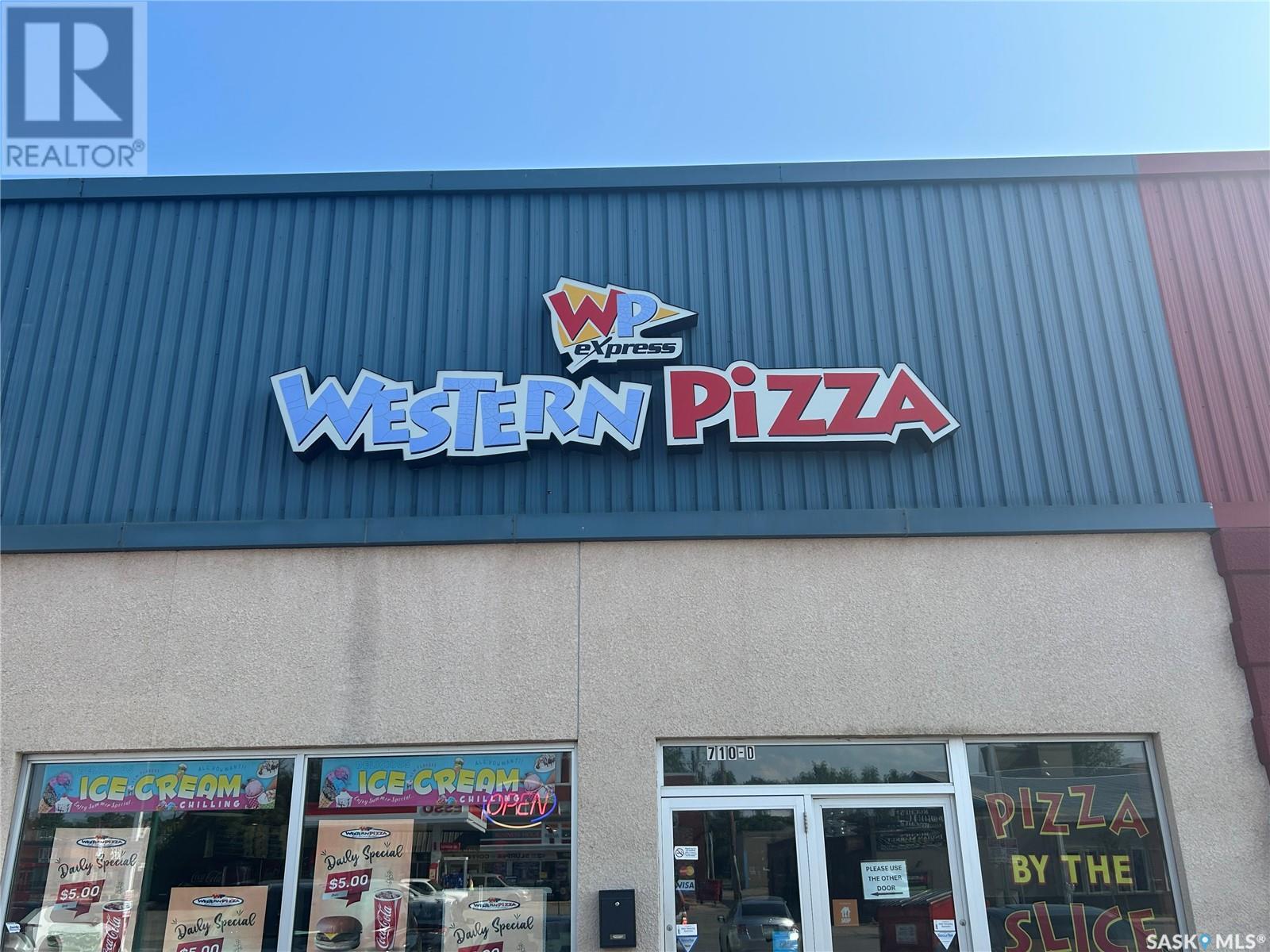 708 Main STREET N, Moose Jaw, Saskatchewan