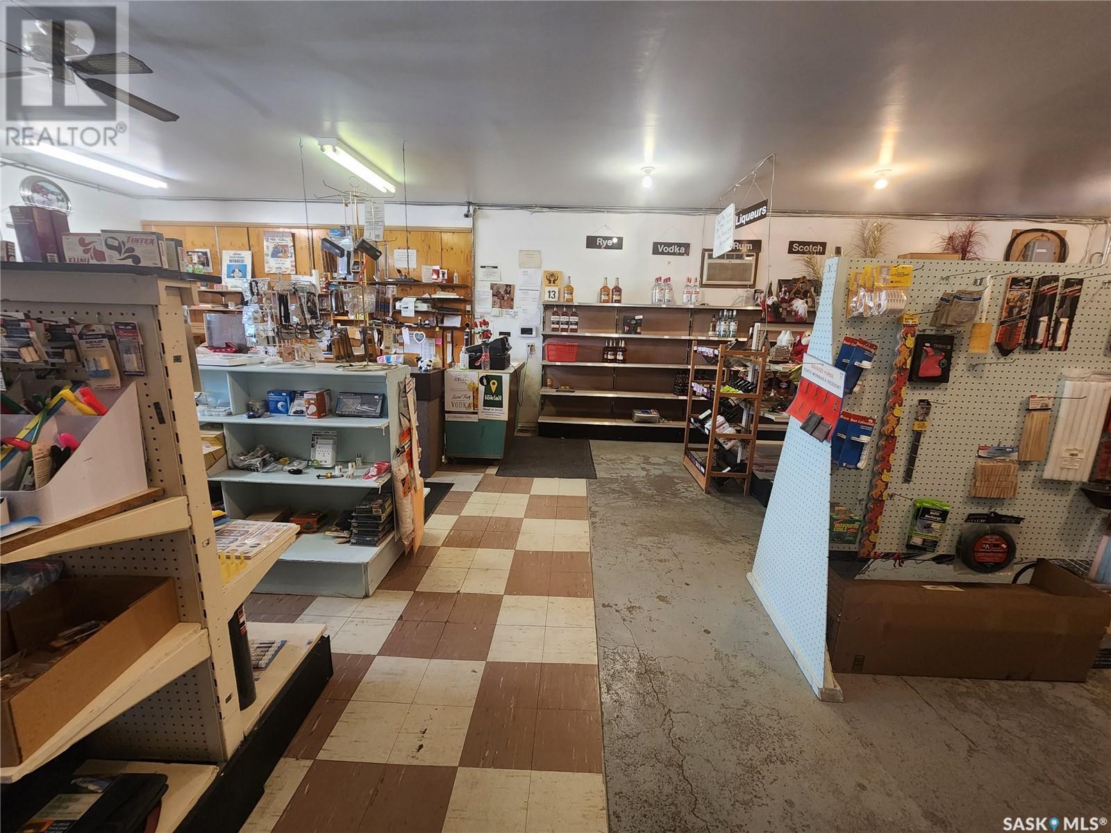 38 Edouard Beaupre Street, Willow Bunch, Saskatchewan  S0H 4K0 - Photo 10 - SK010524
