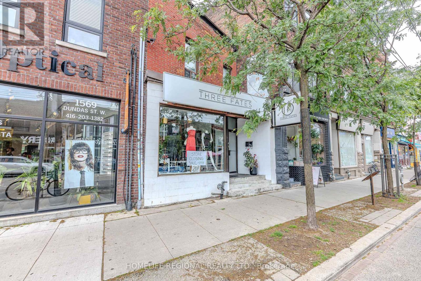 Main Floor - 1573 Dundas Street W, Toronto, Ontario  M6K 1T9 - Photo 21 - C12242055