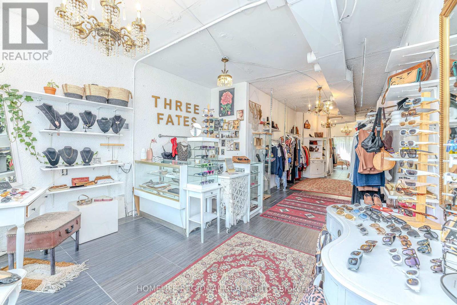 Main Floor - 1573 Dundas Street W, Toronto, Ontario  M6K 1T9 - Photo 3 - C12242055