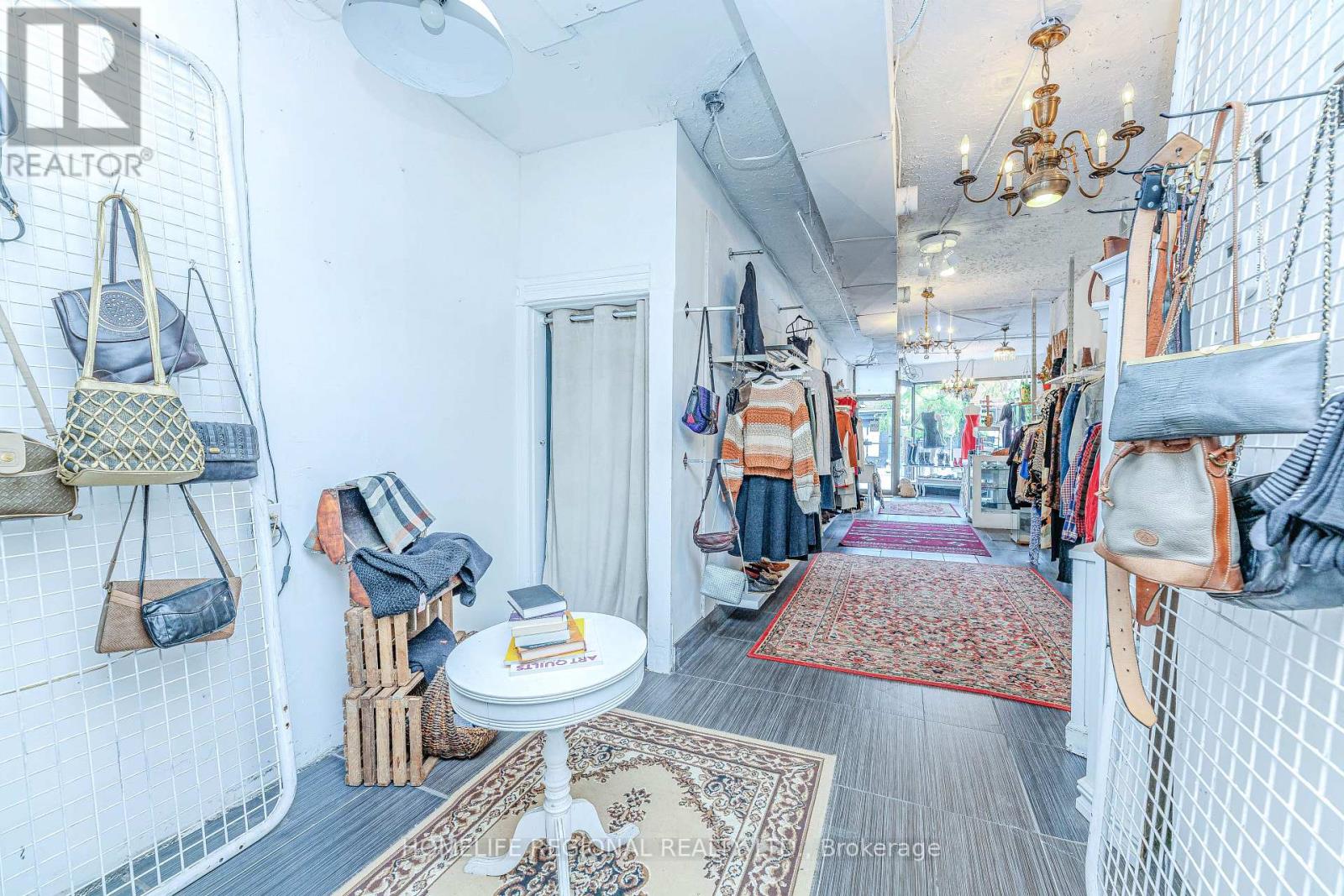 Main Floor - 1573 Dundas Street W, Toronto, Ontario  M6K 1T9 - Photo 9 - C12242055