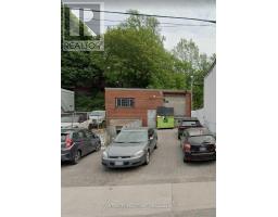 125 BLAKE STREET, Toronto, Ontario