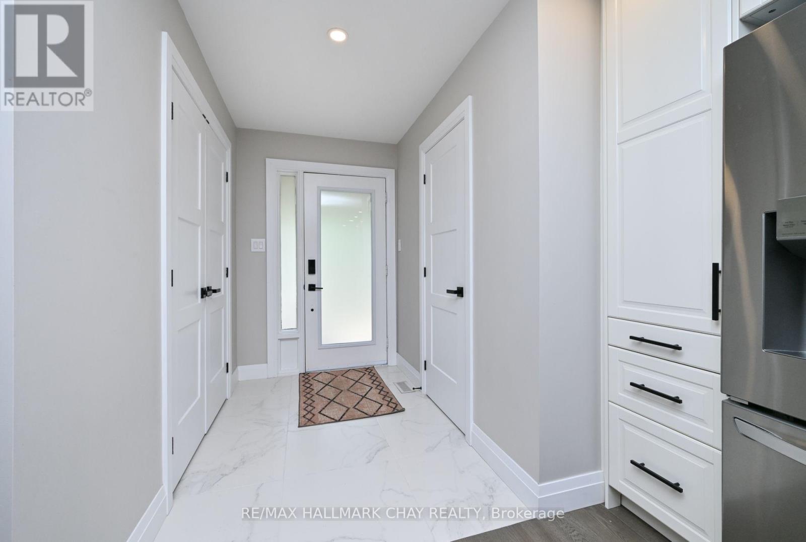 Property at 176 GREEN BRIAR ROAD image 4