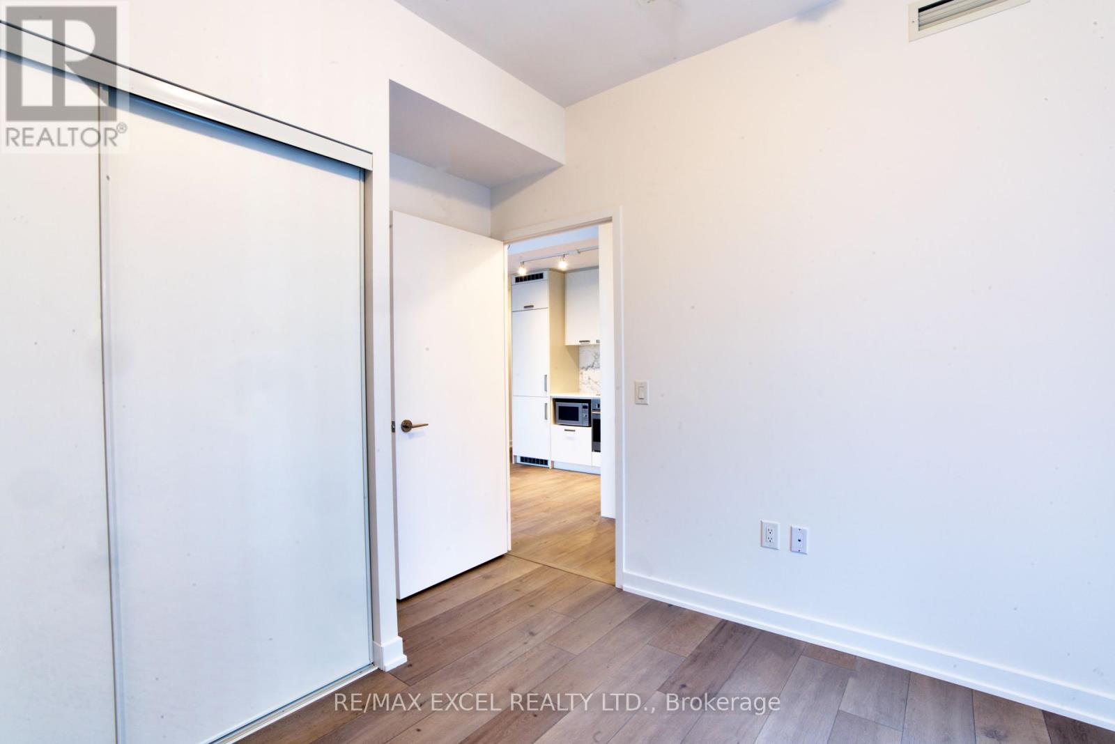 1102 - 38 Honeycrisp Crescent, Vaughan, Ontario  L4K 0M8 - Photo 20 - N12242108